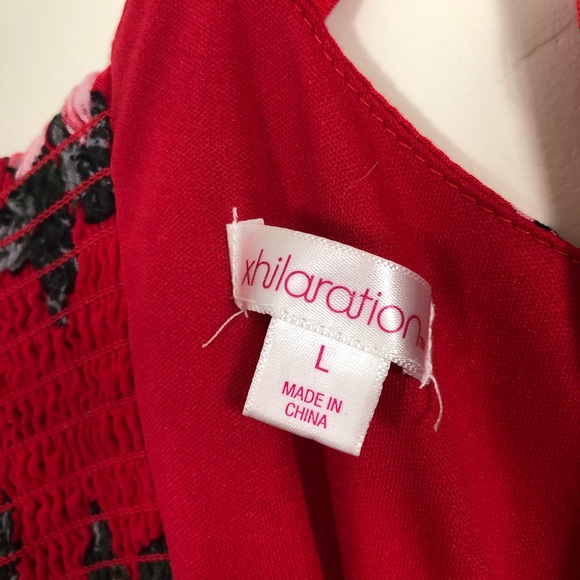 ✨Xhilaration Floral Dress w/ Front Cut Out✨ - Picture 6 of 7